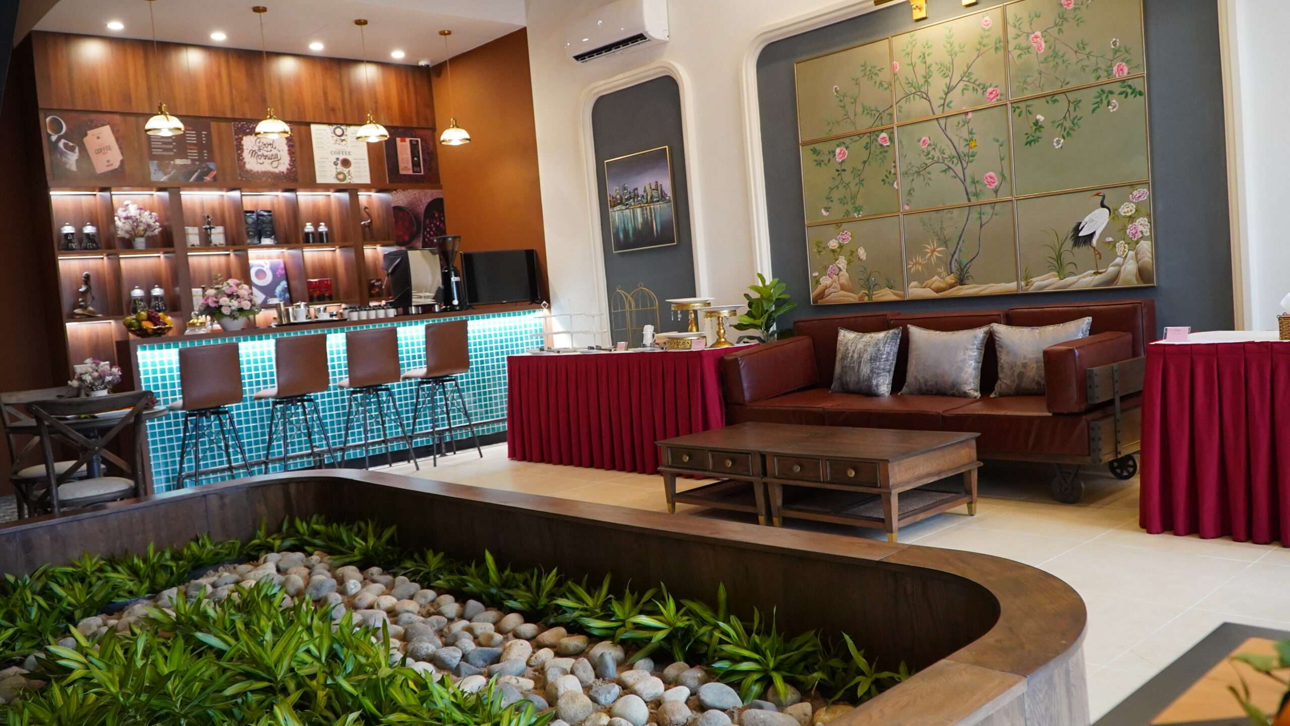 khai truong nha mau shop vinwonders