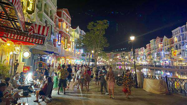 Khu Grand World Phú Quốc đón lượng du khách tăng đột biến trong dịp Tết Nhâm Dần